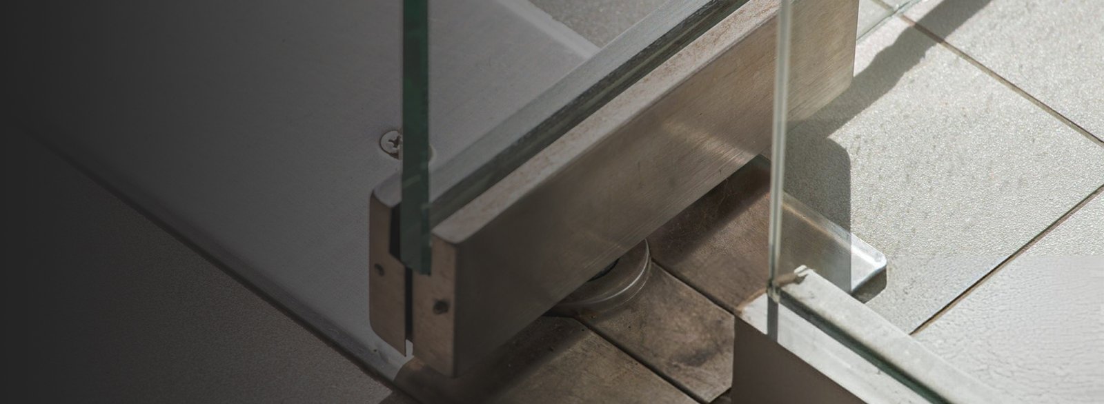 Architectural Glass Edgework example
